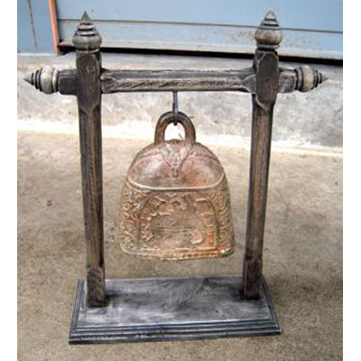 Cloche en bronze sur portique en bois de tek artisanat Thai -tai0814