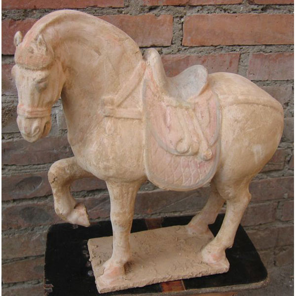 Sculpture cheval anterieur leve en terre cuite artisanat Chine -c66500